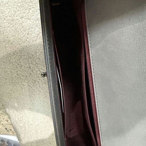 Chanel Metallic Calfskin Quilted Medium Boy Flap Dark Silver - Picture 5 of 12